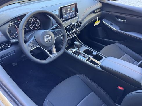 New 2025 Nissan Sentra SR image 26