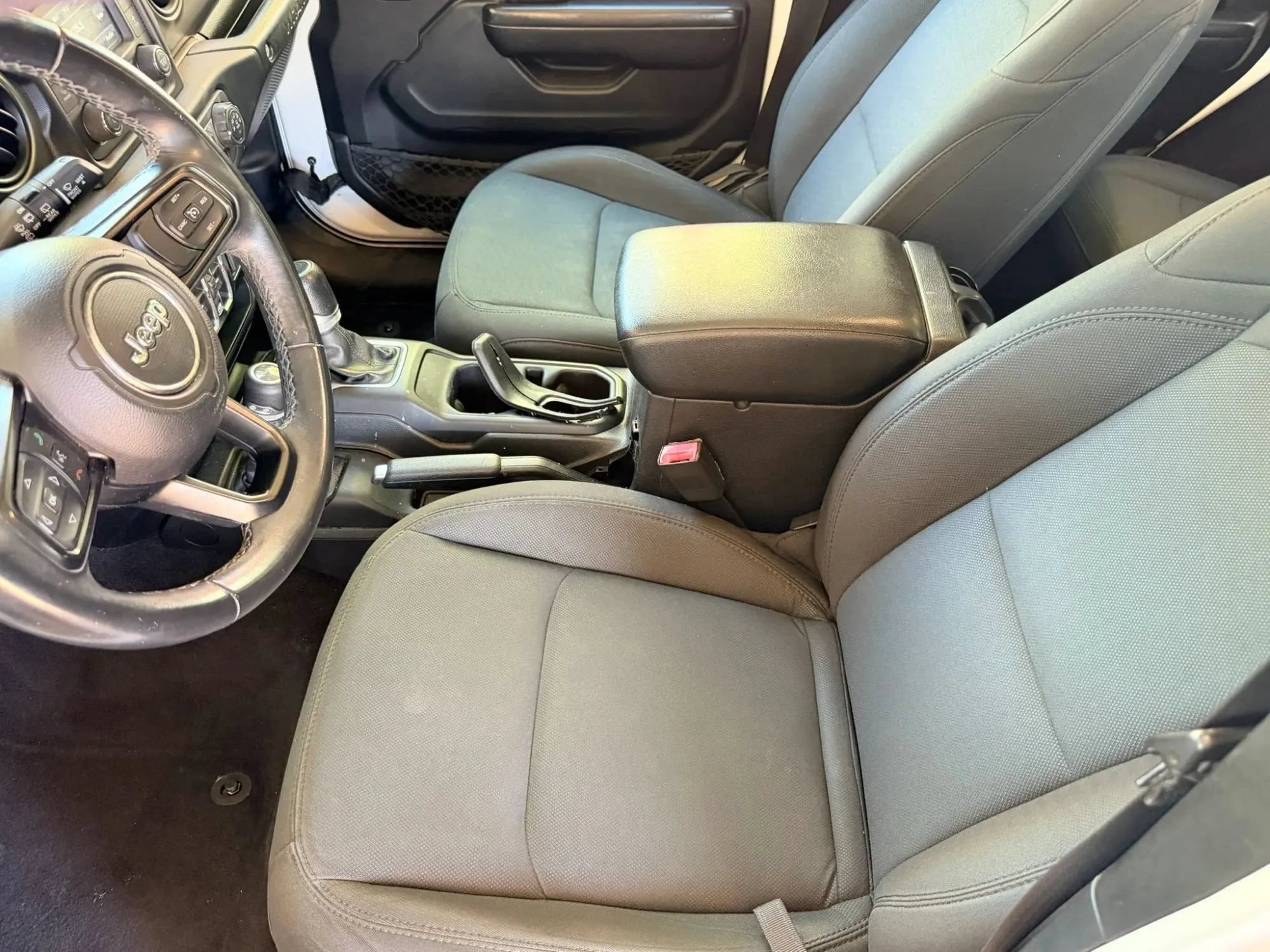 Used 2019 Jeep Wrangler Unlimited Sport S AWD/4WD image 23