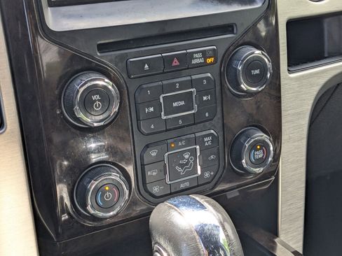 Used 2014 Ford F150 Platinum AWD/4WD image 25