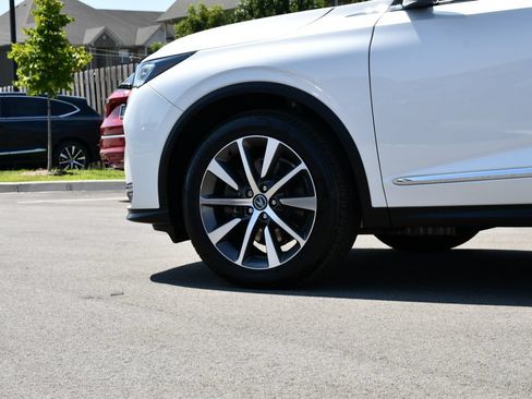 Used 2025 Acura MDX w/ Technology Package FWD image 15