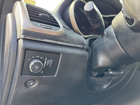 Used 2017 Jeep Grand Cherokee Limited image 9