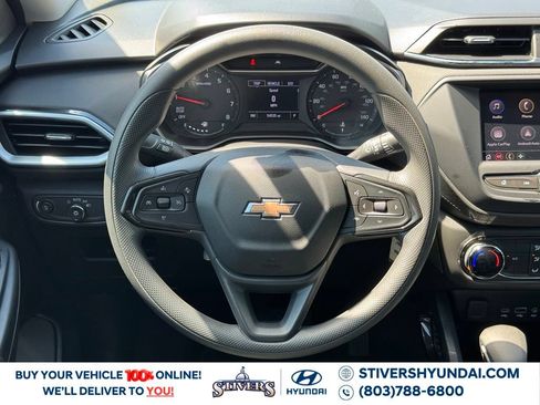 Used 2021 Chevrolet TrailBlazer LS FWD image 22