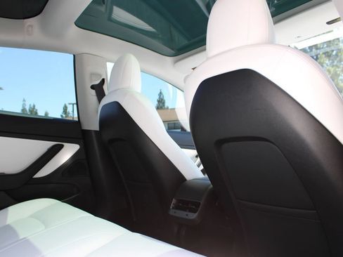 Used 2020 Tesla Model 3 Performance AWD/4WD image 5