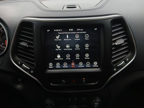 Used 2021 Jeep Cherokee Latitude Lux w/ Comfort/Convenience Group image 8