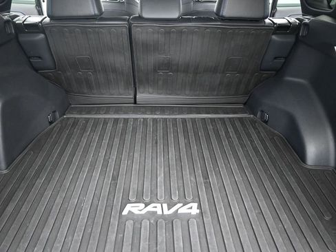 Used 2024 Toyota RAV4 XSE w/ Weather Package AWD/4WD image 18