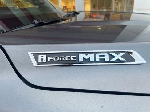 New 2025 Toyota Tundra Platinum image 7