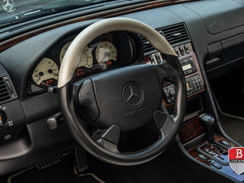 Used 1999 Mercedes-Benz C 43 AMG Sedan image 19
