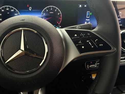 New 2026 Mercedes-Benz GLB 250 image 27