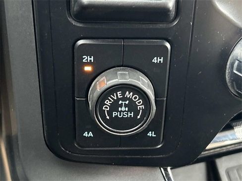 Used 2022 Ford F150 Lariat w/ Equipment Group 502A High image 36