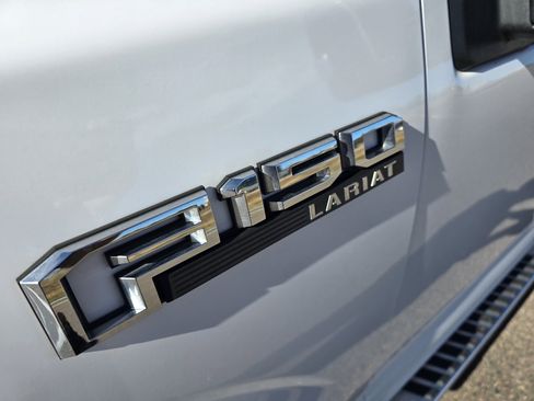 Used 2019 Ford F150 Lariat image 9