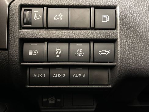 New 2025 Toyota Tacoma TRD Off-Road image 28