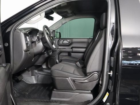 Used 2025 Chevrolet Silverado 1500 W/T RWD image 9