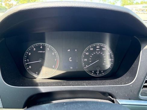 Used 2016 Hyundai Sonata SE FWD image 11