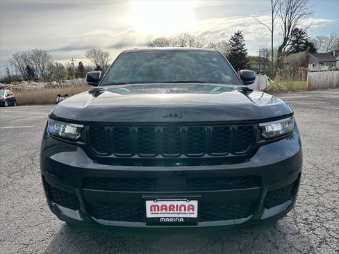 Certified 2023 Jeep Grand Cherokee L Laredo AWD/4WD image 12