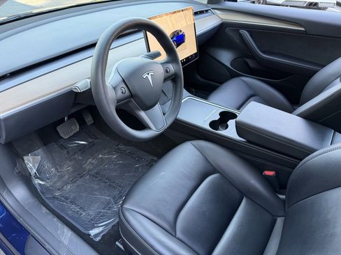 Used 2023 Tesla Model 3 Standard Range image 24