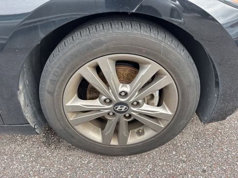 Used 2018 Hyundai Elantra SEL image 5