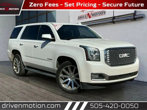 Used 2017 GMC Yukon SLT w/ Open Road Package image 1