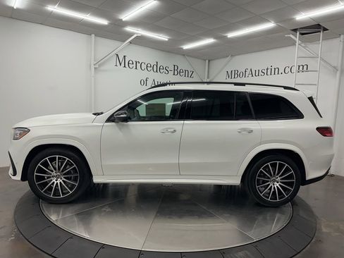 Used 2026 Mercedes-Benz GLS 450 4MATIC image 4
