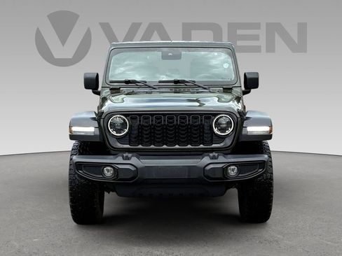 Used 2024 Jeep Wrangler Willys image 23