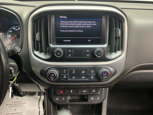 Used 2022 GMC Canyon Elevation w/ Elevation Premium Package AWD/4WD image 15