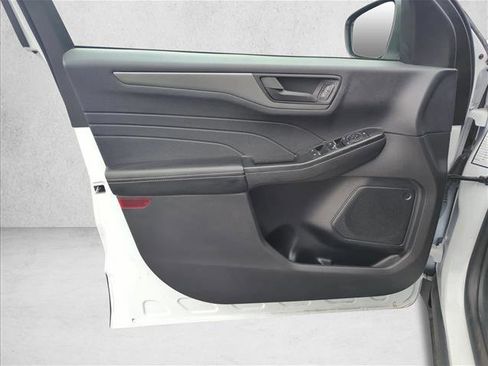 Used 2025 Ford Escape Active image 17