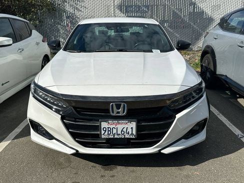 Used 2022 Honda Accord Sport image 3