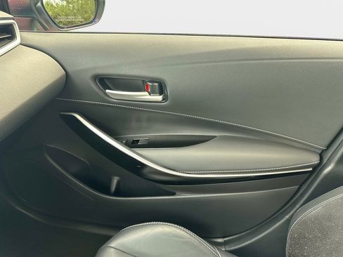 Used 2021 Toyota Corolla XSE FWD image 21