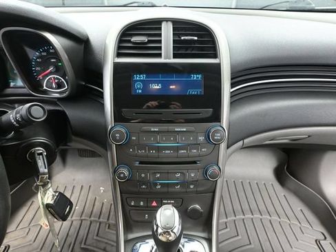 Used 2013 Chevrolet Malibu LS FWD image 28