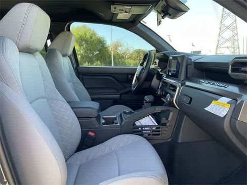 New 2025 Toyota Tacoma SR5 image 18