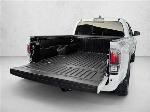 Certified 2021 Toyota Tacoma TRD Off-Road w/ Technology Package image 7