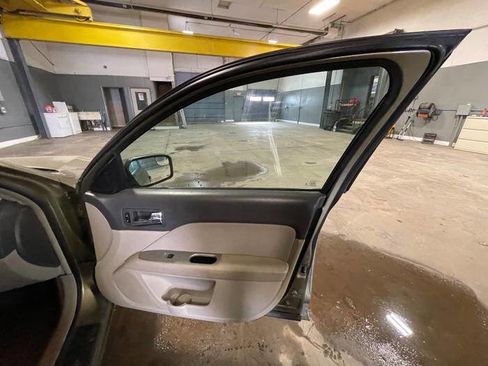 Used 2012 Ford Fusion Hybrid image 30