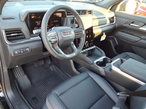 New 2027 GMC Terrain Elevation w/ Elevation Premium Package AWD/4WD image 3