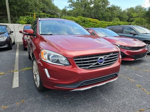 Used 2017 Volvo XC60 T6 Inscription w/ Preferred Option Package AWD/4WD image 4