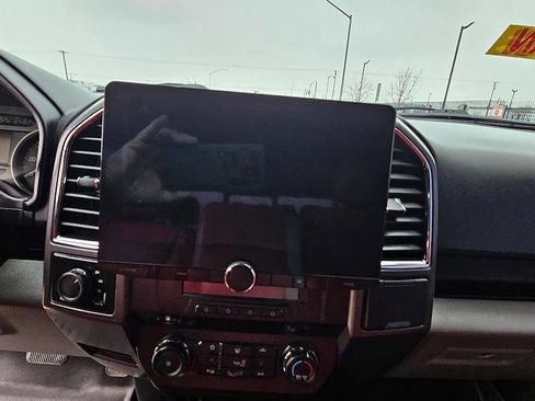 Used 2015 Ford F150 XLT w/ Equipment Group 302A Luxury image 31