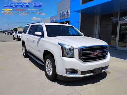 Used 2017 GMC Yukon XL SLT
