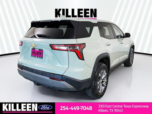 Used 2025 Chevrolet Equinox LT FWD image 8