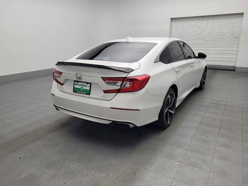 Used 2018 Honda Accord Sport image 9