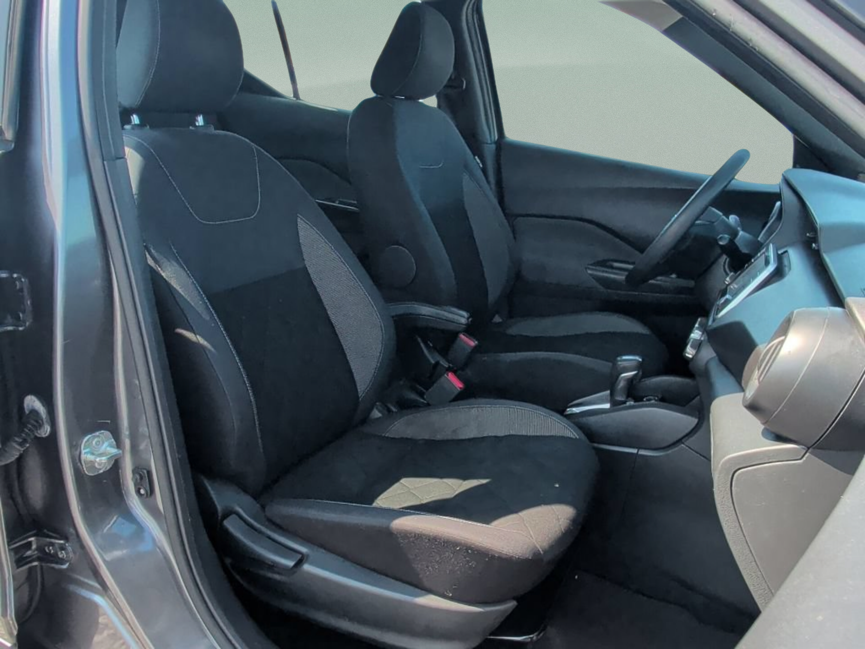 Used 2020 Nissan Kicks S FWD image 35