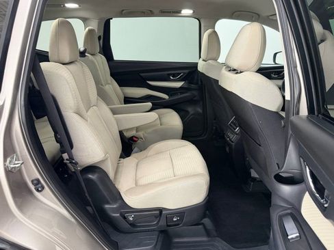 Used 2019 Subaru Ascent Premium w/ Popular Package #4 AWD/4WD image 18