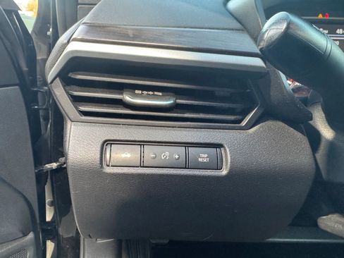 Used 2023 Nissan Altima 2.5 SV image 9