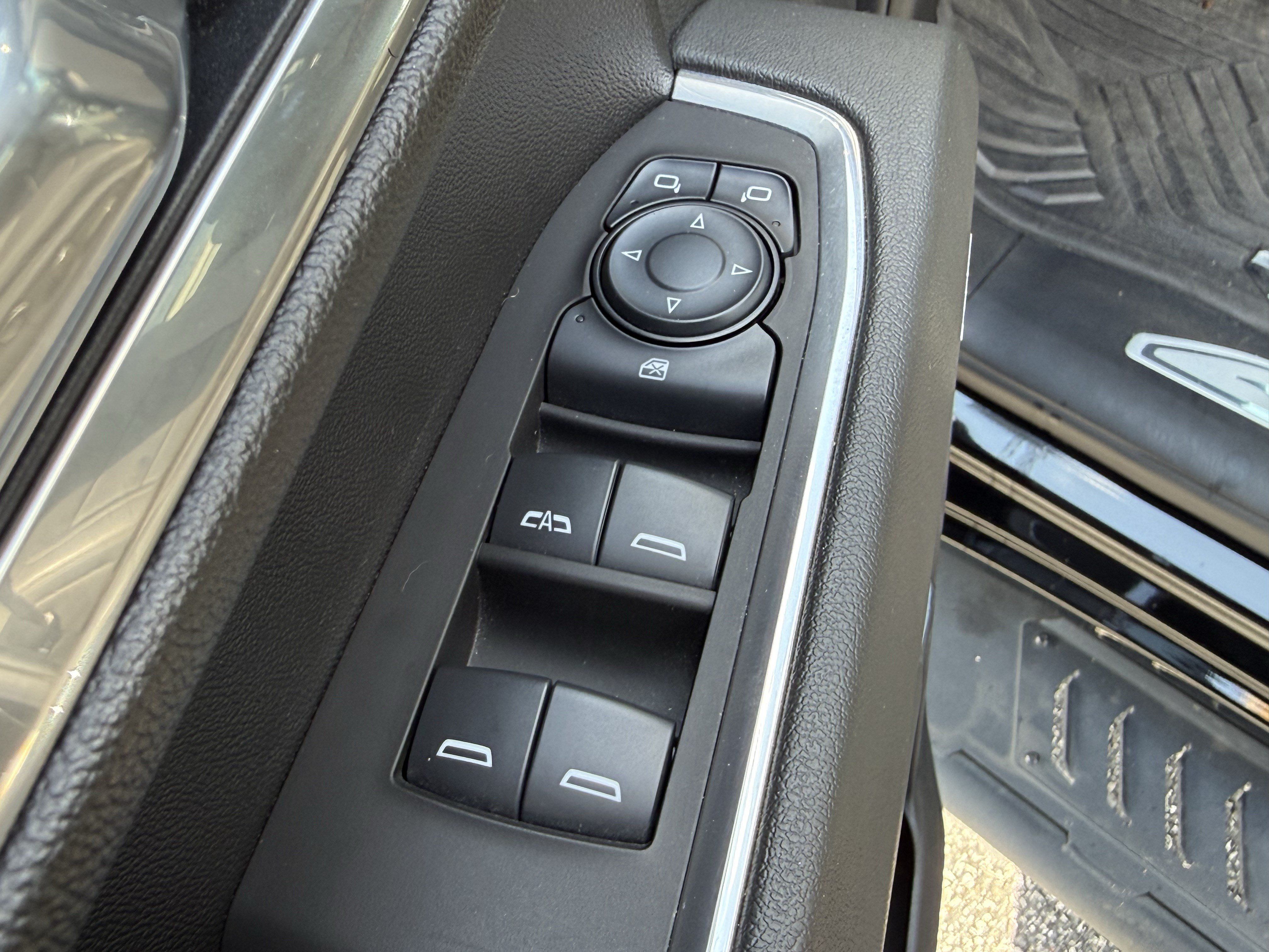 Used 2025 Chevrolet Silverado 1500 RST AWD/4WD image 15