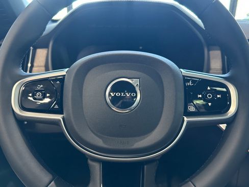 New 2026 Volvo XC90 T8 Plus w/ Protection Package Premier AWD/4WD image 20