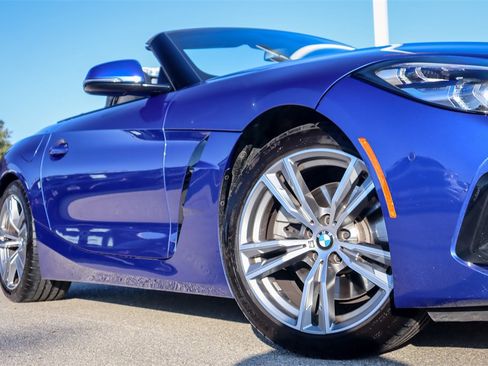 Used 2025 BMW Z4 sDrive30i image 2