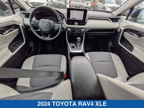 Used 2024 Toyota RAV4 XLE w/ Convenience Package image 33