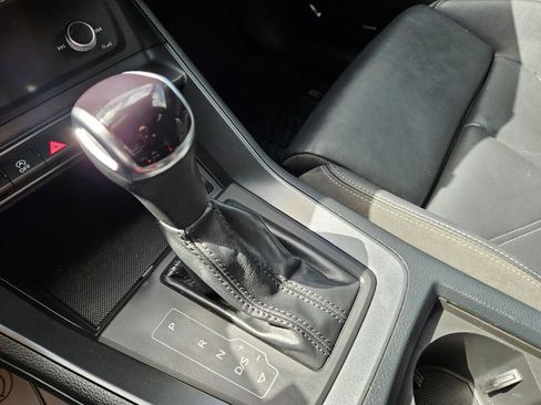 Used 2022 Audi Q3 2.0T Premium Plus AWD/4WD image 31
