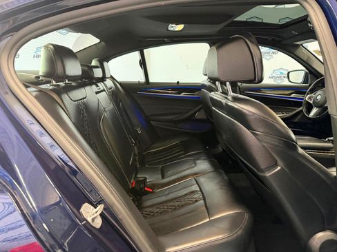 Used 2022 BMW M550i xDrive w/ Executive Package AWD/4WD image 26
