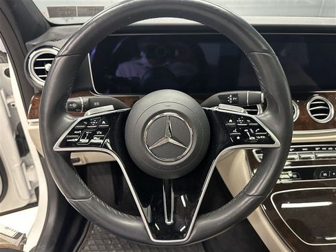 Used 2023 Mercedes-Benz E 350 4MATIC Sedan image 23