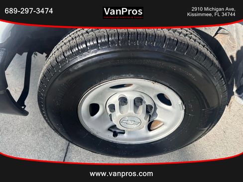 Used 2006 Chevrolet Express 3500 image 16