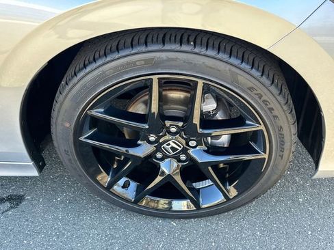 Used 2025 Honda Civic Sport image 7