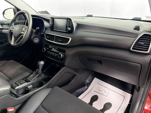 Used 2019 Hyundai Tucson SE image 28